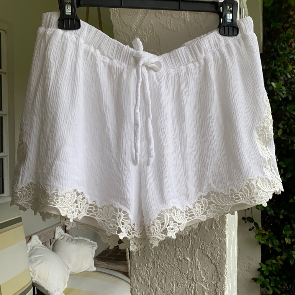 Pins & Needles Skort-Large-pockets in side seam